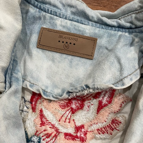 BLANK NYC embriodered denim motto jacket - MEDIUM - Picture 4 of 6